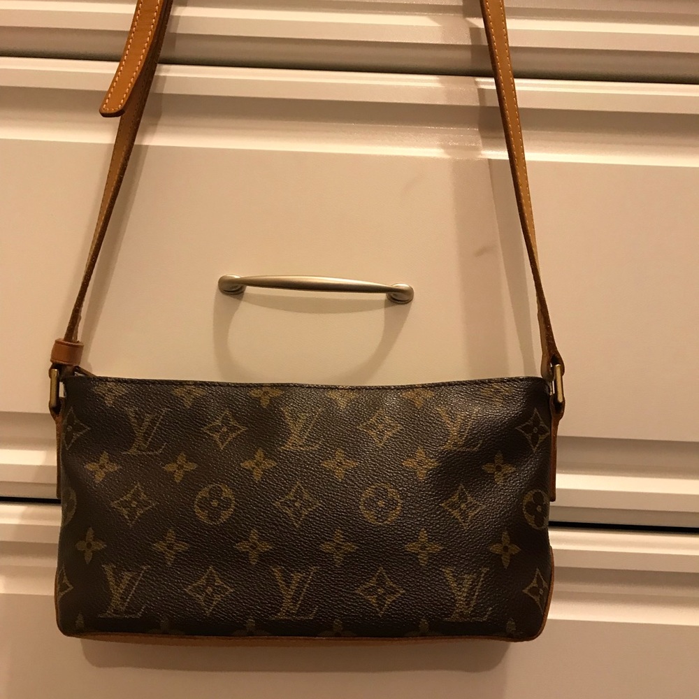 Louis Vuitton 👜